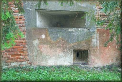 LO_Hlohovec_4.JPG (48662 bytes)