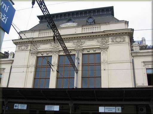 brno_nadrazi07.jpg (54235 bytes)